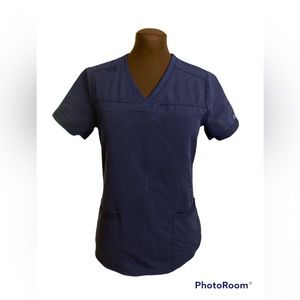 Dickies Scrub Set (2 Tops) & 1 pair of scrub pants.